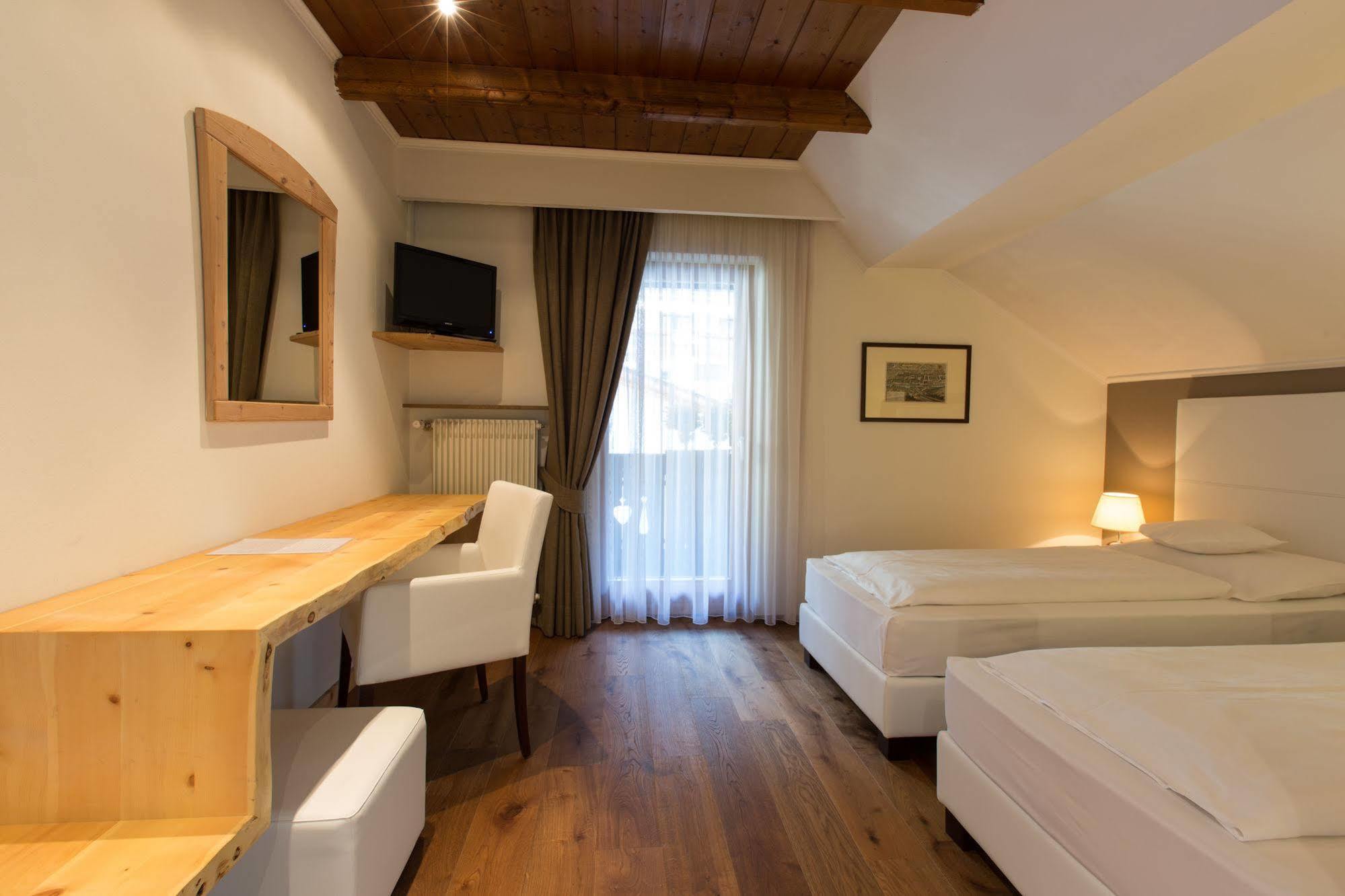 Hotel Eggentaler à Cardano Extérieur photo
